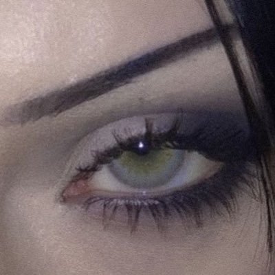 supahgremlin's profile picture. 