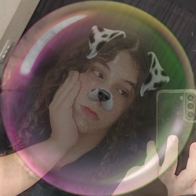 monapoled's profile picture. ✨️she/her🫧🏳️‍⚧️
