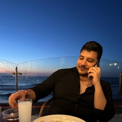 ozgurest1's profile picture. 