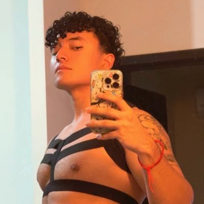 ThombiasB's profile picture. cashmaster, love showing off my ass  | art account @thombrownie