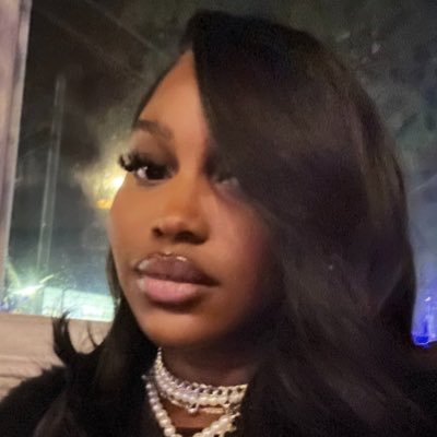 mluvv__'s profile picture. Tech 💕👩🏾‍💻🥂 | Chemist Loading👩🏾‍🔬 | 🇱🇨🌴
