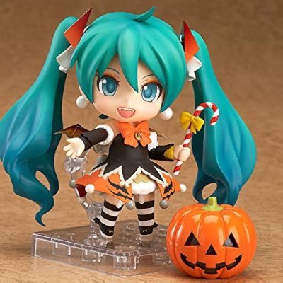 Moralmandolin's profile picture. hello 👋 || metal/rock fanatic || anime and manga enthusiast|| Friendly user 🖤 || I’m struggling with mental health