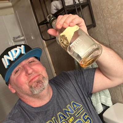 doubleduce92's profile picture. I am the former chef for the @Pacers media & management team! chef for @kidrock #americanbadsss 🇺🇸