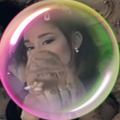 aripinkfww's profile picture. ᦃ .  𓂃  ♡ @arianagrande and @sooyaaa_  ｡˚.