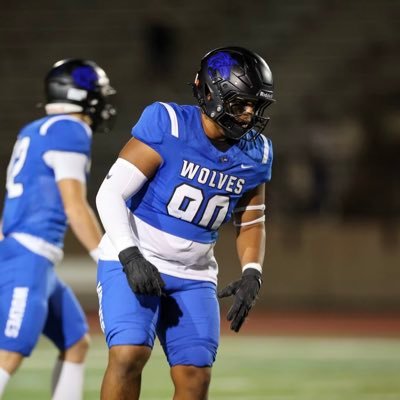 Marques28658085's profile picture. 6’0 | 240 | D end/tac/O guard |class of 2028 | #90/61 | Grandview High school | 720-723-1674 |marqueslawrence89@gmail.com | https://t.co/I77RxvxRqy