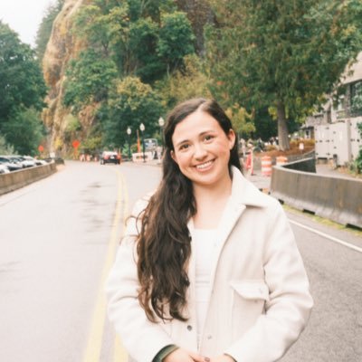 AnaSofiaa23's profile picture. 24 (: || Texas Ex || M.A. in Counseling Psychology 🧠🩷