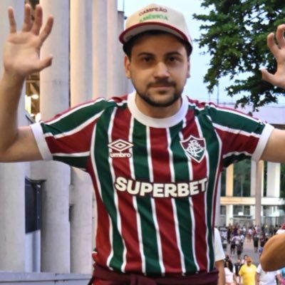 IL_0049's profile picture. ⚖️Advogado ⚽️🏈 Falo principalmente de Fluminense, 49ers e outras coisas