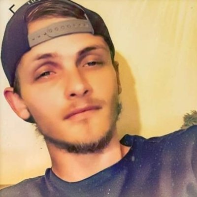 Poonflaps420's profile picture. 