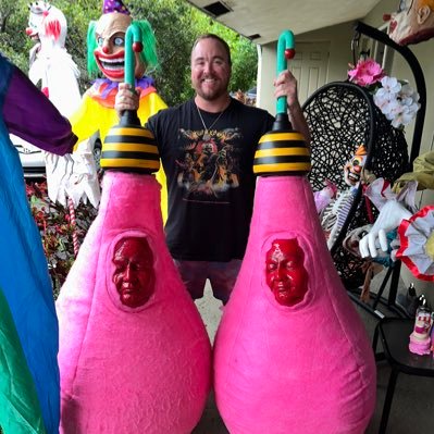 horror_morgan's profile picture. 70s & 80s Horror Movies, Halloween Decorations, Monsters, Mutants and Halloween Horror Nights 🎃😈