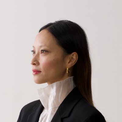 asi_jatka's profile picture. Jednou rukou jím pho. Druhou rukou píšu o Českovietnamsku a skládám špatné básně. A ty se usměj, ukaž dásně. 🙋🏻‍♀