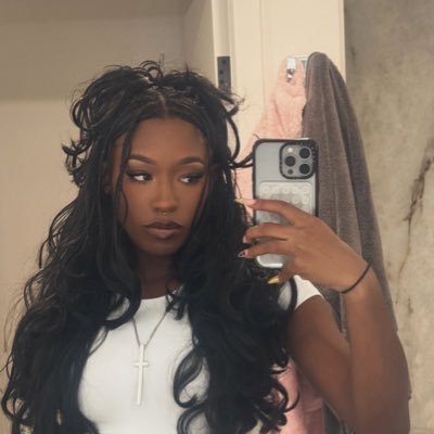 tanniestater's profile picture. She/her.. Blk, Army , Misandrist, full time ranter , simp for women..