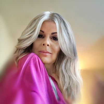 Witchjewel27149's profile picture. 
