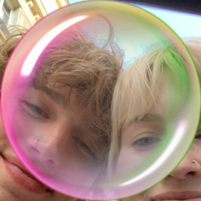 darlingyetagain's profile picture. cl16 | head delusional billie stan | @darlingnotagain’s successor