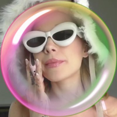 onlyouagb's profile picture. good at overthinking with my heart • fan account