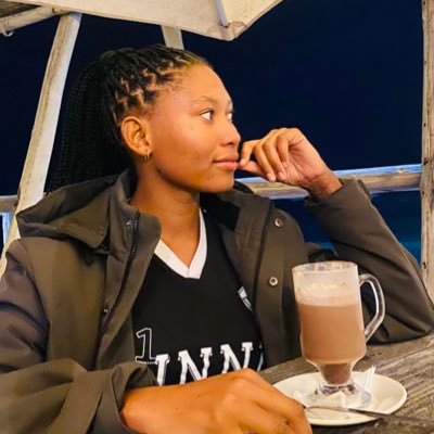 am_rosalia's profile picture. @chelsea fan💙, I hate Manchester United for a living 😌 That girl who argues football with the boys 😂⚽️