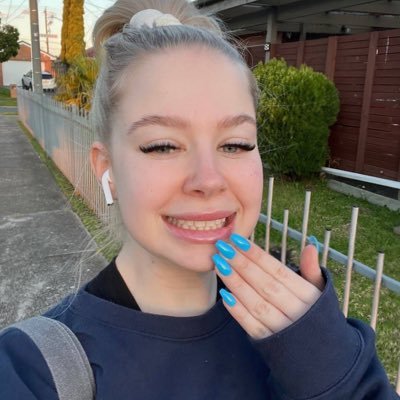 DebbyDebby1466's profile picture.