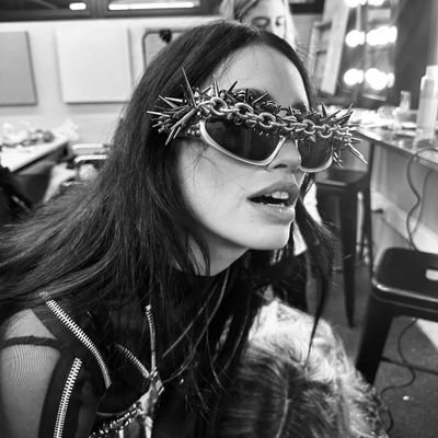 divadreamed's profile picture. 𝟏𝟗𝟗𝟏┆ᴄᴀɴᴛᴀᴜᴛᴏʀᴀ ʏ ᴀᴄᴛʀɪᴢ — (🇦🇷)
                                        𝗡𝗼 𝘃𝗮𝘆𝗮𝘀 𝗮 𝗮𝘁𝗲𝗻𝗱𝗲𝗿 𝗰𝘂𝗮𝗻𝗱𝗼 𝗲𝗹 𝗱𝗲𝗺𝗼𝗻𝗶𝗼 𝗹𝗹𝗮𝗺𝗮