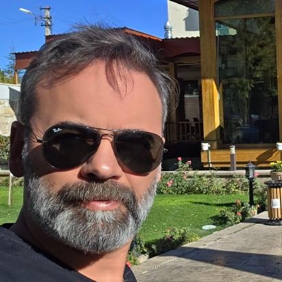 Ahmet10581058's profile picture. ortalama insan düşüncesine sahip insan 