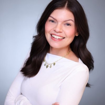 angelicafarrar's profile picture. here to write again. and for cats and book content.