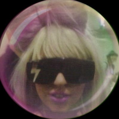 antlerroann's profile picture. was @antlerroan but i got suspended💔