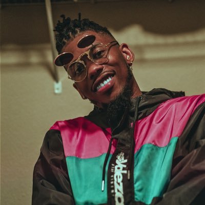 JeevyKlipz's profile picture. · Cinematic Porn · Storyline Kxng · Nostalgia Menace .. Locked out of the main @KxngUnkasaxXx