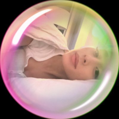 jvsonsong's profile picture. ⠀ *̣̩✧*̣̩⋆̩☽⋆ your hologram stumbled into my apartment