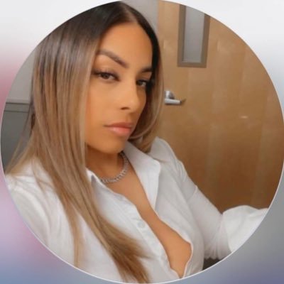 lvuEvelyn's profile picture. , 🎮 WWE gamers🕊️ music 🎶/Food 🍱 👮🏻 peace ✌️ 🩷 • Law & Temptation Badge on duty, trouble in mind Cuffs ready, lol I’m funny and sweet