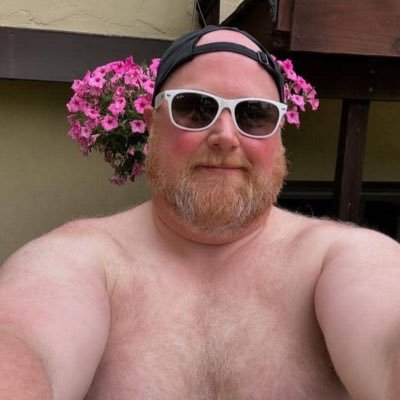 pm_md024's profile picture. I'm a $202 mega million lottery winner in Edison,NJ I'm so blessed so I'll be giving away $5000 to my first 5k followers 💯 Greatful & blessed! 🙏