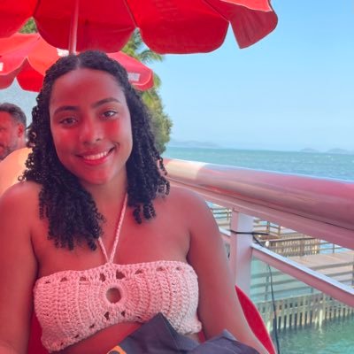 brownepink's profile picture. 🏳️‍🌈 | aceito críticas, mas também não fico calada