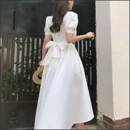 phoeukesan10287's profile picture. Live in the present and cherish every moment.