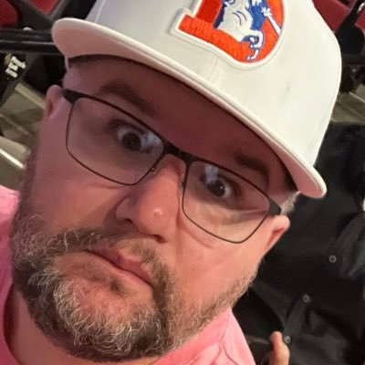 joeyjo35t's profile picture. I don’t have friends.