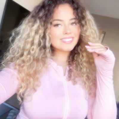 Lisa30113011's profile picture. 