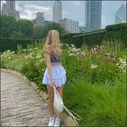 renzetti8653159's profile picture. Small things make big dreams come true.
