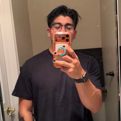 FuezGeekedOut's profile picture. Father. Husband. Gamer. Twitch Affiliate. Content creator.