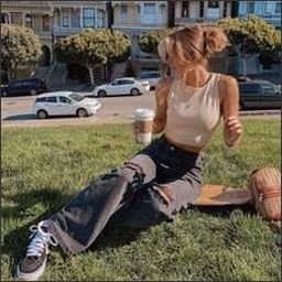 tehmeena5755002's profile picture. The extraordinary is found in the ordinary.