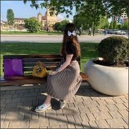 umaymabook69184's profile picture. Let your dreams shine in your heart.