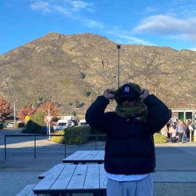 taakespotify's profile picture. 