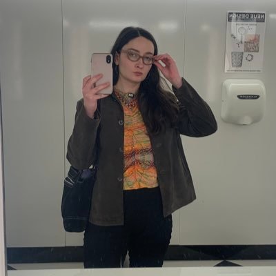 leah_mandel's profile picture. 😵‍💫