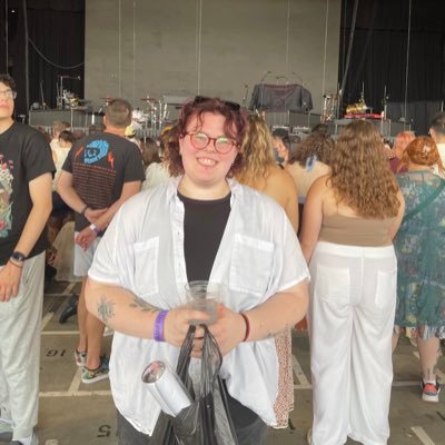 reesa_peesa's profile picture. 🏳️‍🌈 she/her