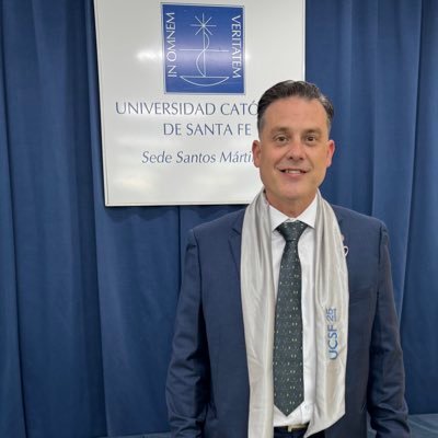 canuve's profile picture. Presidente Femad, abogado, docente y soñador de un mundo mejor.