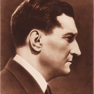 VladiLenin1917's profile picture. - 🇧🇷🇵🇹🇪🇸 Ibero-Brasileiro e Etnonacionalista
- PLVS VLTRA!

Cultura e Papelada nunca substitui Sangue🍷