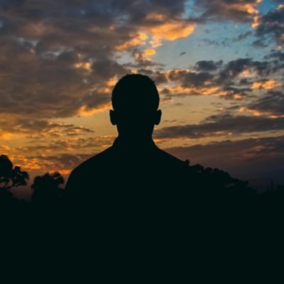 l2e2l's profile picture. 