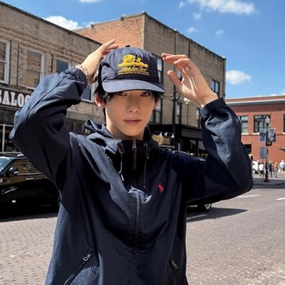 chismaett's profile picture. MDNI! 18+ 🇨🇺soflo twink - posting wtv😜