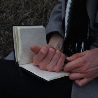 Mllm1q's profile picture. ﴿وَنَحْنُ أَقْرَبُ إِلَيْهِ مِنْ حَبْلِ الْوَرِيدِ﴾