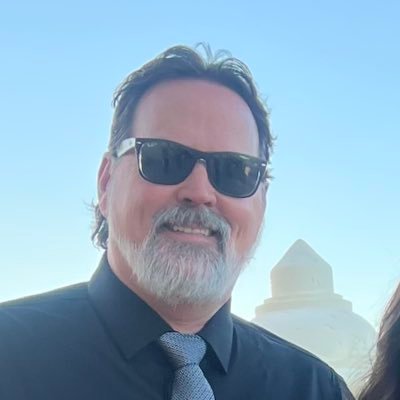 davidnoelsells's profile picture. 