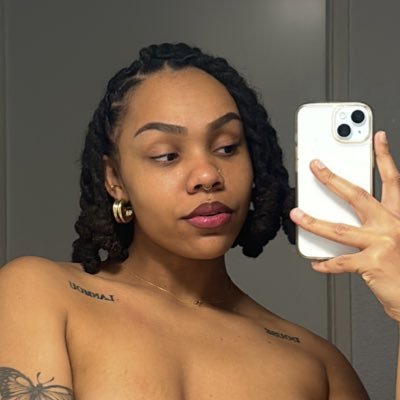@afrovanille