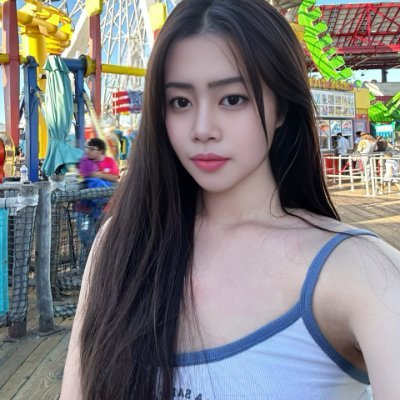 harper_654's profile picture. Serial entrepreneur, food lover. 🌸 Nature is my muse. 🌿