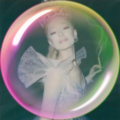 DerrynElizabeth's profile picture. i love billie and Ariana  not a Stan account| a repost doesn’t mean I agree with the original tweet 😬😐| 420 friendly 🍂🍁