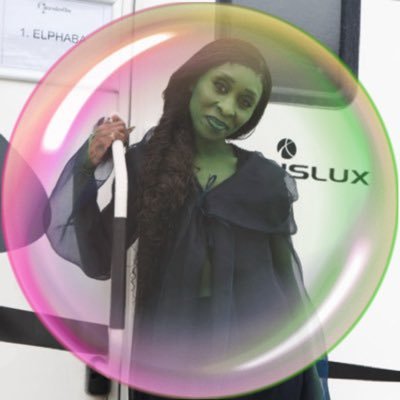 huaxidle's profile picture. 