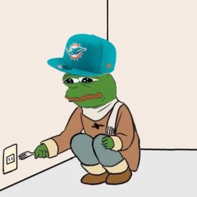 Edward33012's profile picture. 